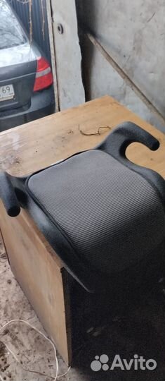 Детское кресло бустер