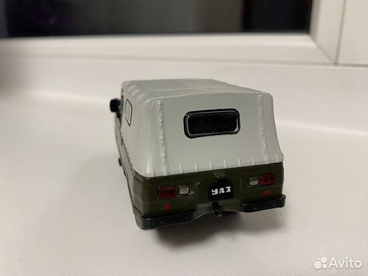 Модель УАЗ-3907 Ягуар. 1:43