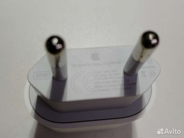 Зарядное устройство для телефона Apple