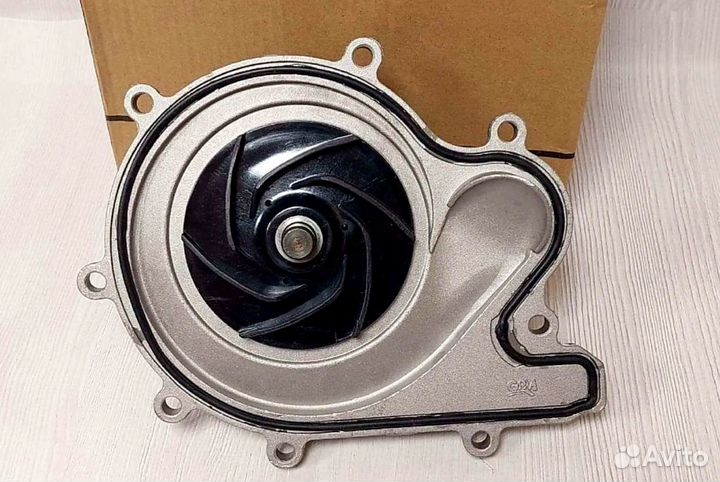 Насос водяной Камминз 2.8 в сборе на Газель Насос