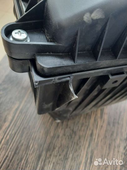 Корпус воздушного фильтра Лада Гранта, Калина