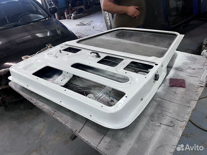 Дверь левая на ниву 2121