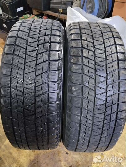 Bridgestone Blizzak DM-V1 225/55 R17