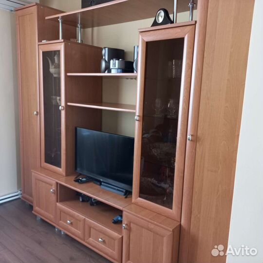 Стенка в гостиную бу