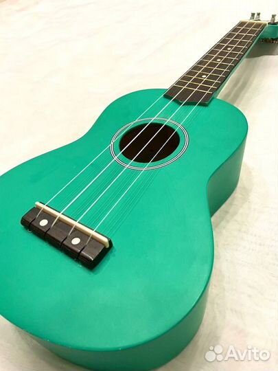 Укулеле Veston