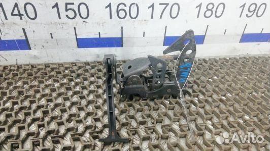 Замок капота mercedes benz S-class W221 (UML08VR01