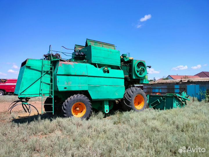 Комбайн Ростсельмаш Дон 1500А, 1991