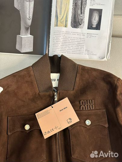 Замшевая куртка MIU MIU бомбер