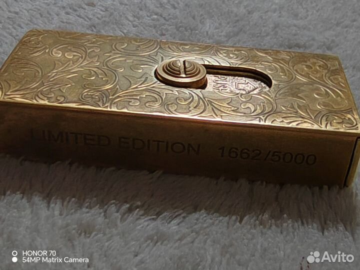 Винтажная зажигалка