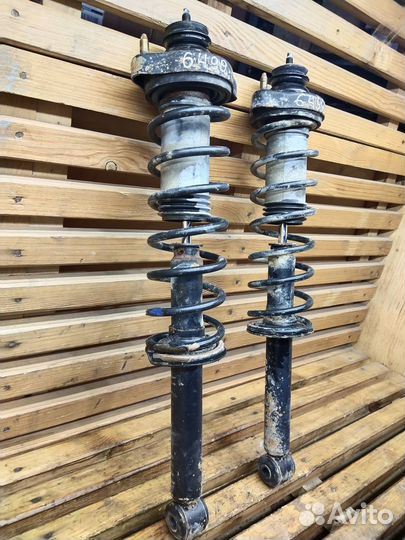 Mitsubishi Mirage V - Амортизаторы задние