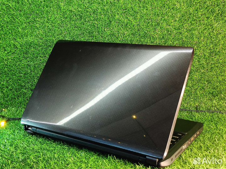 Ноутбук для игр и работы i5, video 2gb