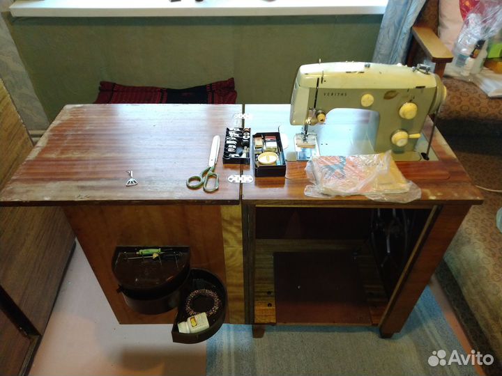Швейная машинка Veritas