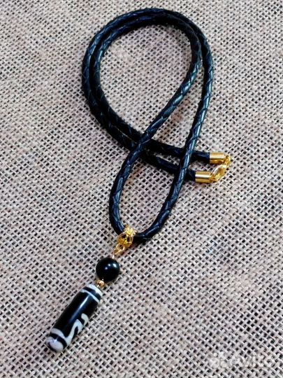 Подвеска-оберег с бусиной Дзи 