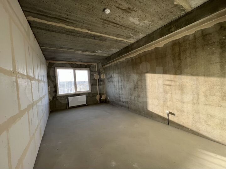 2-к. квартира, 65 м², 8/17 эт.