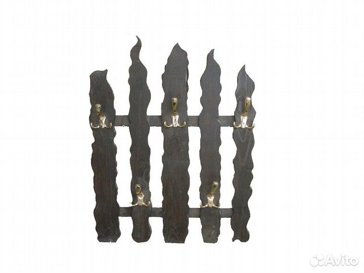 Вешалки и полки деревянные