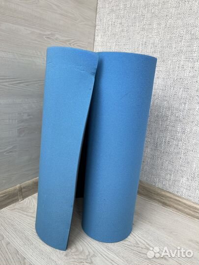 Коврик для йоги и фитнеса