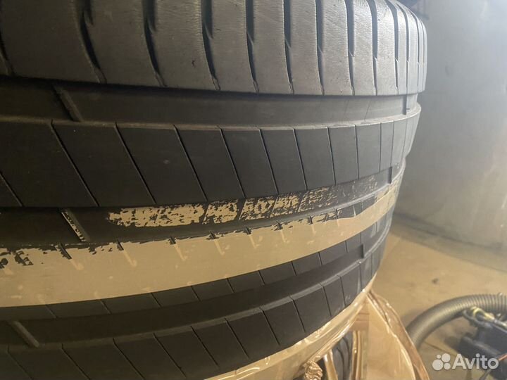 Michelin Latitude Sport 3 275/40 R20 и 315/35 R20 107Y