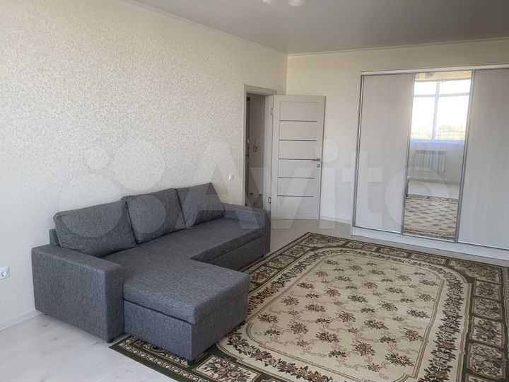 2-к. квартира, 65 м², 7/8 эт.