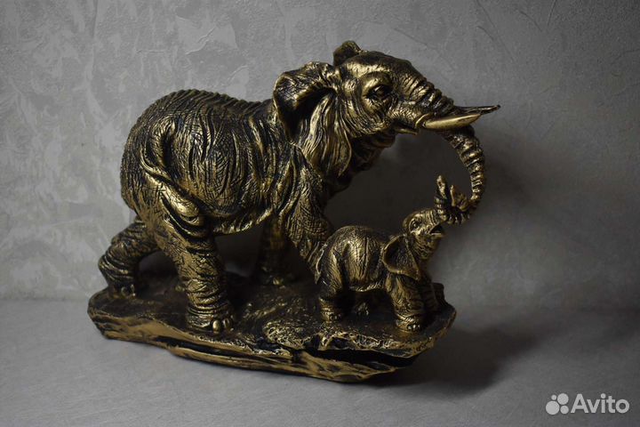 Статуэтка слон