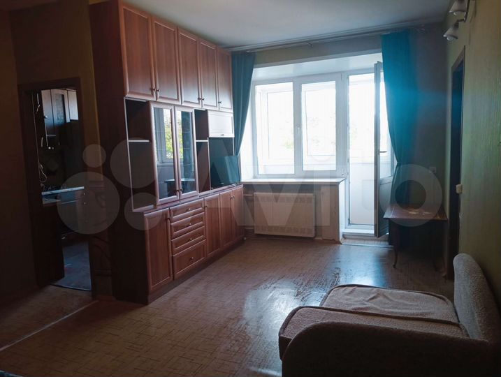 2-к. квартира, 50 м², 4/4 эт.