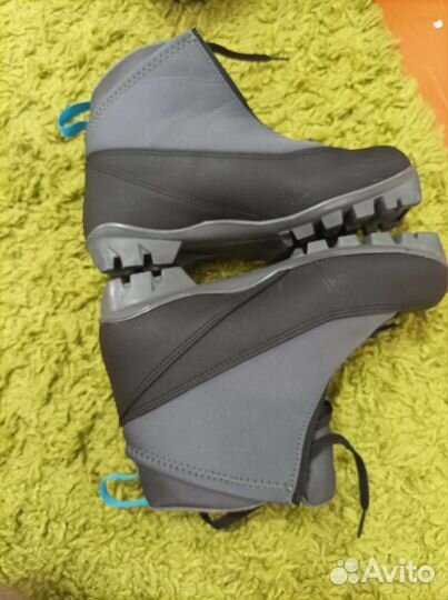 Лыжи беговые и ботинки 38