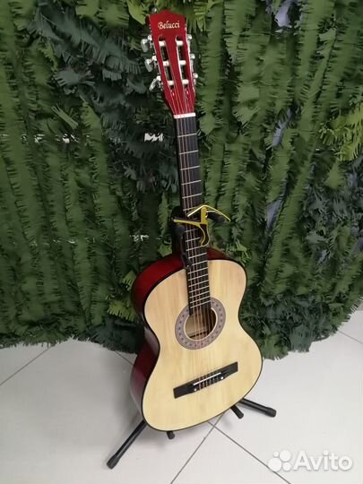 Гитара и каподастр