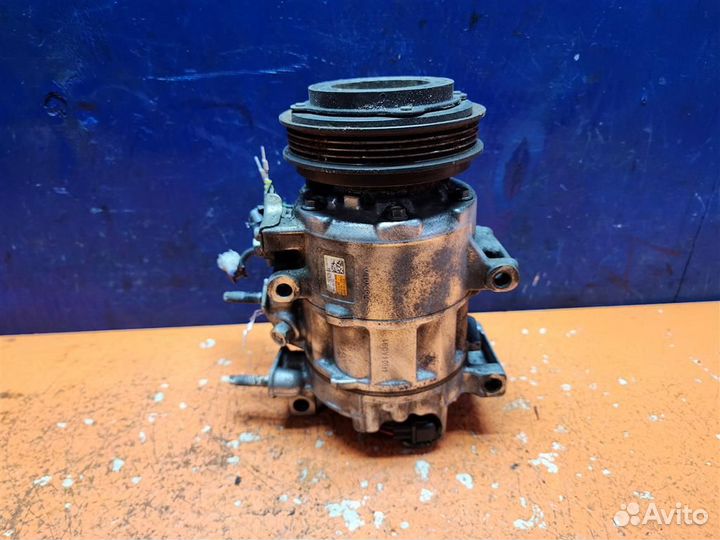 Компрессор кондиционера Ford Focus 3 2,0 5291853