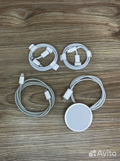 Провода на iPhone новые type-c lightning