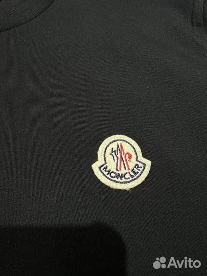 Футболка Moncler