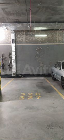 Машиноместо, 14 м²