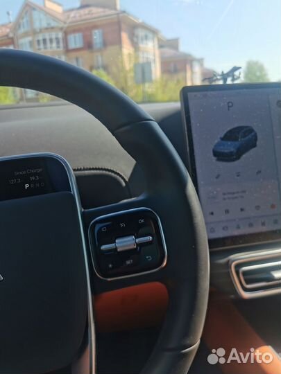 LiXiang L7 1.5 AT, 2023, 40 000 км