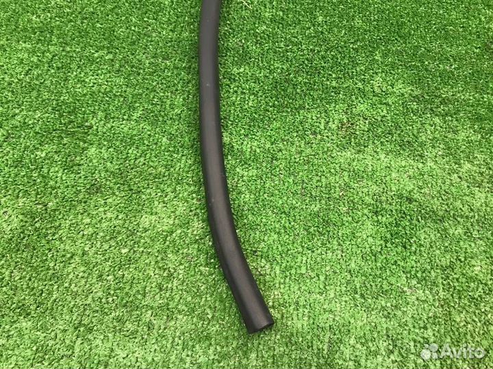 Уплотнение капота Audi Tt 8J BWA 2008