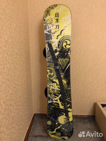 Сноуборд с креплением