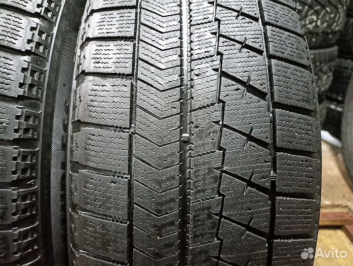 Bridgestone Blizzak VRX 225/60 R17 99S