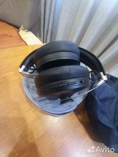 Беспроводные наушники