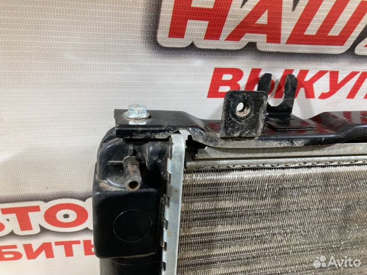 Радиатор охлаждения двигателя LADA Granta седан