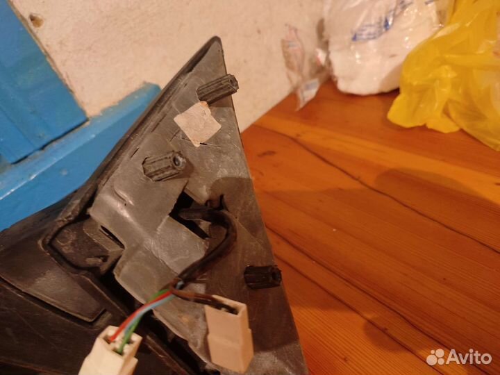 Зеркало левый Приору