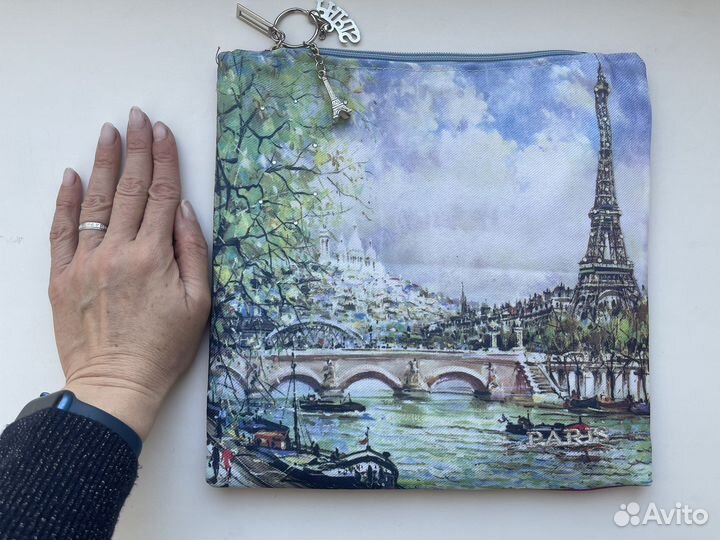 Косметичка -сумка с Эйфелевой башней