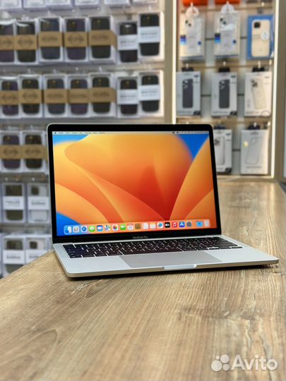 MacBook Pro M1 8/256Gb Silver