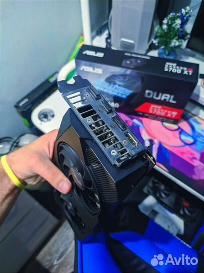 Видеокарта Asus Dual RX 5700 XT OC 8 Гб