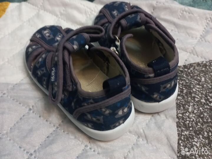 Сандали 24 размер