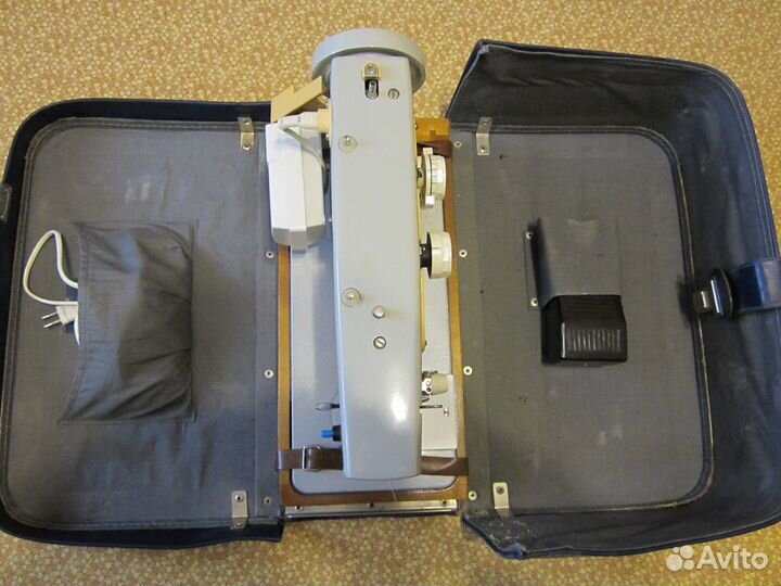 Машина швейная подольск 142 с электроприводом