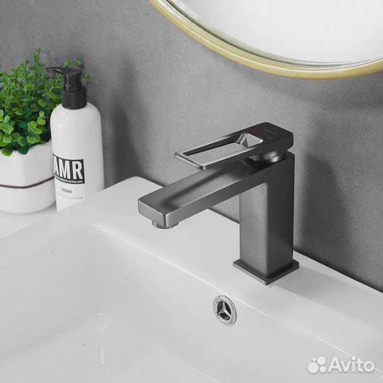 Смеситель для раковины Shevanik S6801T, оружейная сталь