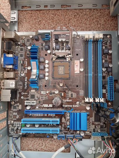 Материнская плата