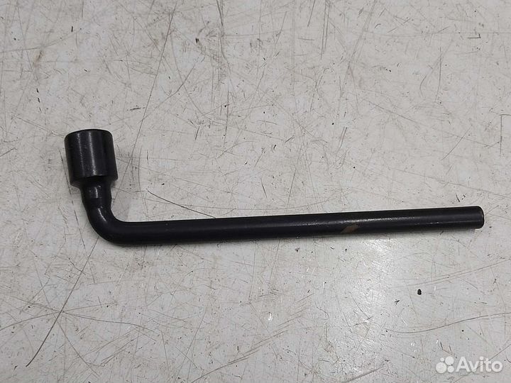 Ключ балонный Daewoo Matiz