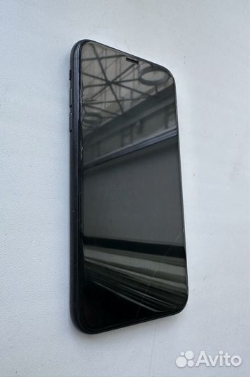 iPhone Xr, 128 ГБ