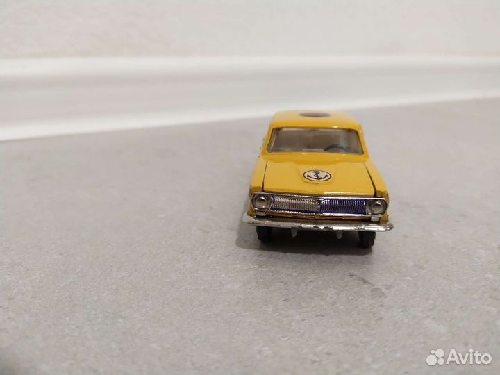 Модель СССР 1 43 Волга газ 24