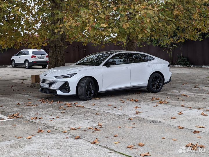 Аренда автомобиля Changan Uni-V