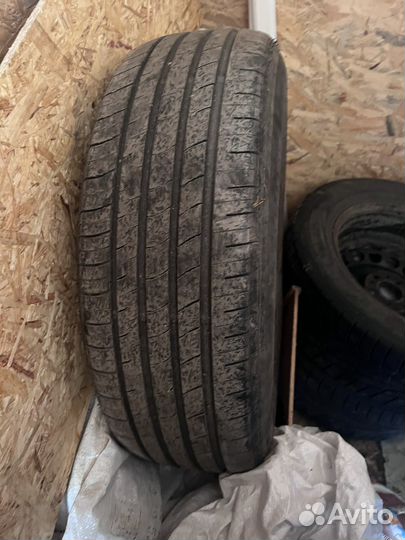 Laufenn G Fit 4S 2.25/65 R17