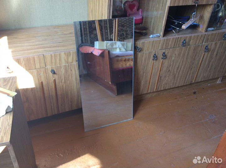 Зеркало мебельные